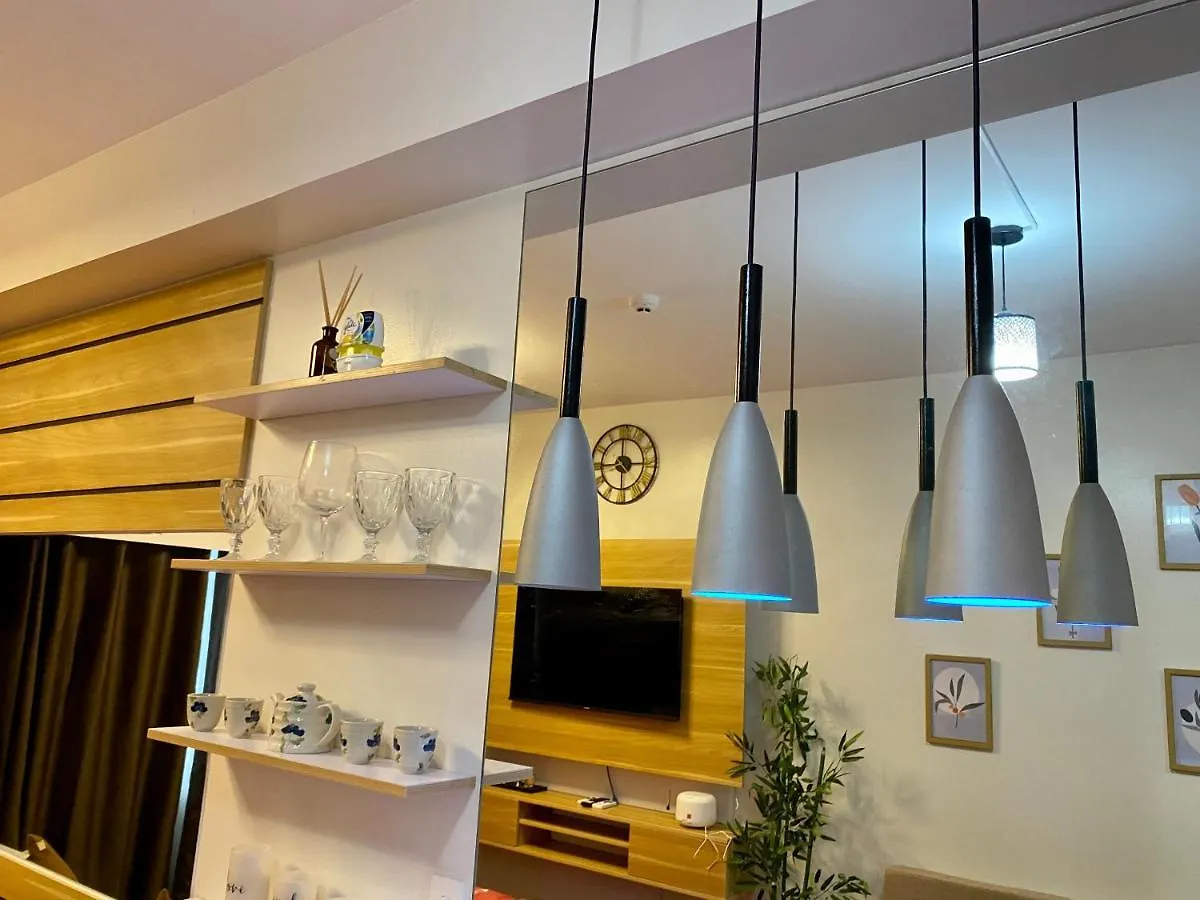 Appartamento Woodland Elegance Retreat Symphony Of Artistry With Blazing Fast 300 Mbps Manila