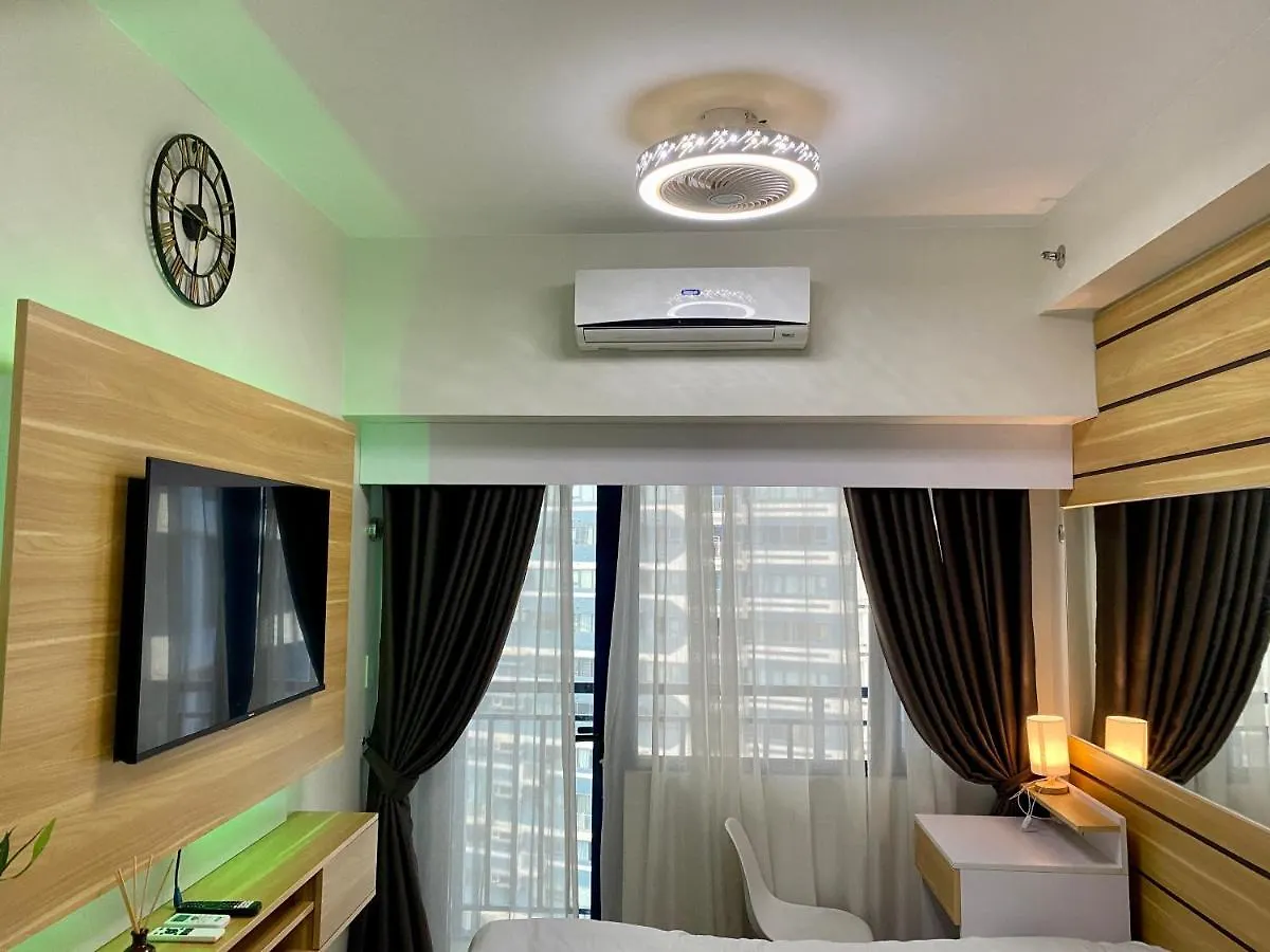 Appartamento Woodland Elegance Retreat Symphony Of Artistry With Blazing Fast 300 Mbps Manila