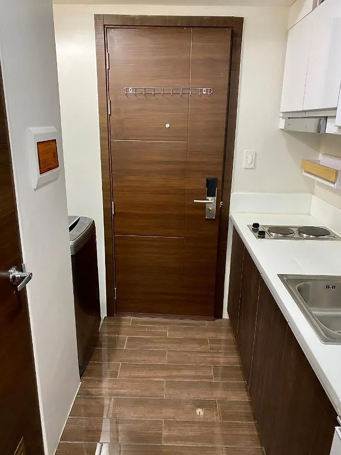 Appartamento Woodland Elegance Retreat Symphony Of Artistry With Blazing Fast 300 Mbps Manila