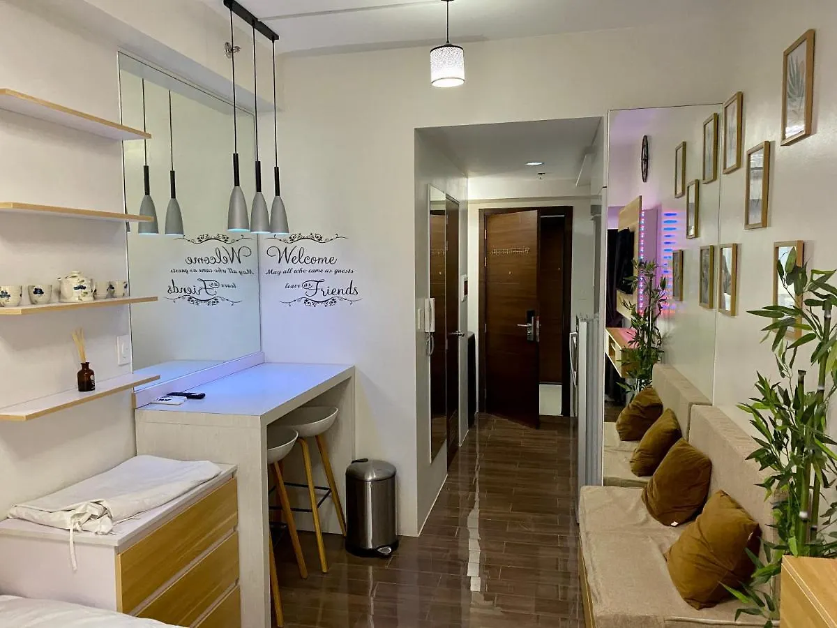 Appartamento Woodland Elegance Retreat Symphony Of Artistry With Blazing Fast 300 Mbps Manila