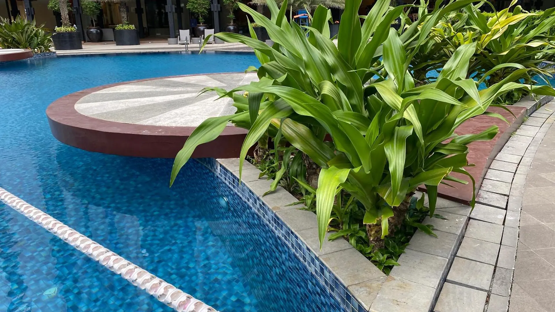 Appartamento Woodland Elegance Retreat Symphony Of Artistry With Blazing Fast 300 Mbps Manila