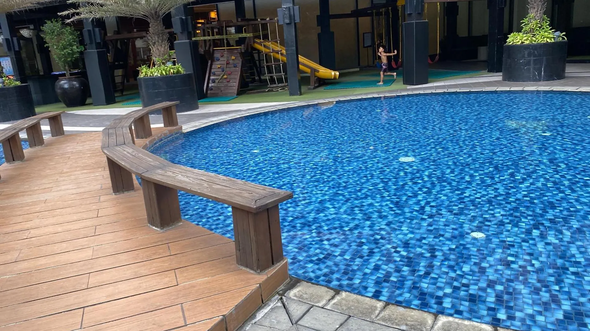 Appartamento Woodland Elegance Retreat Symphony Of Artistry With Blazing Fast 300 Mbps Manila 0*,